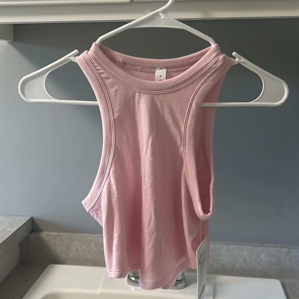 NWT 🍋 Lululemon Flush Pink Hold Tight Cropped Tank Size 4